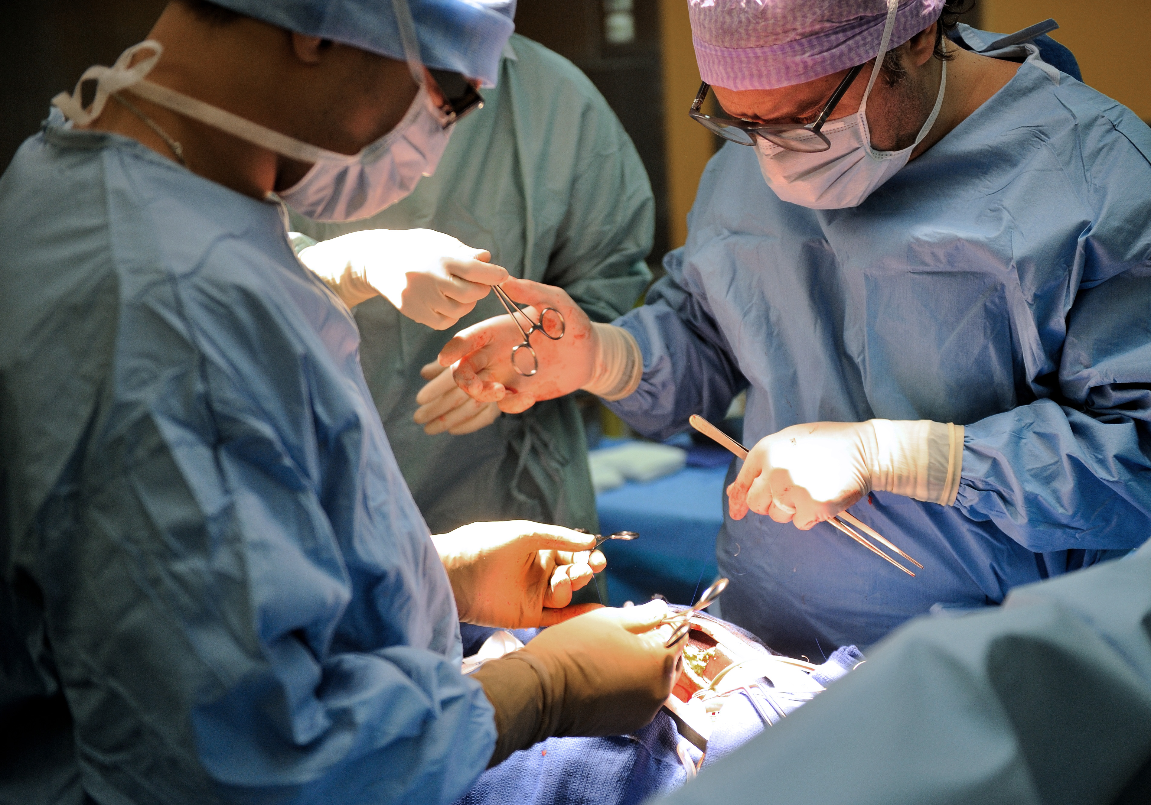 38 % der vollstationären Kranken­haus­patienten wurden im Jahr 2014 operiert