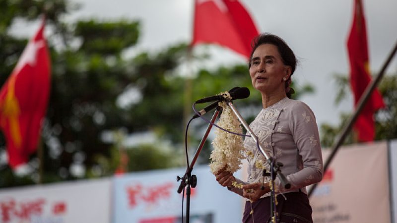 Merkel sichert Aung San Suu Kyi Unterstützung zu