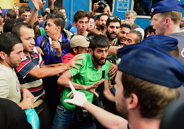 Flüchtlingsandrang: Ungarn sperrt Keleti-Bahnhof in Budapest