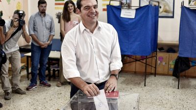 Tsipras startet siegessicher in den Wahltag trotz lauernder Reformzusagen