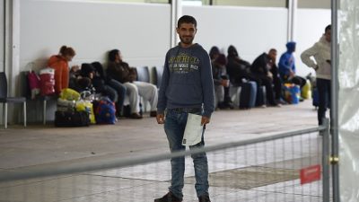 Schüler raus Asylanten rein – Bürger werfen Verwaltung „politisches Versagen“ vor