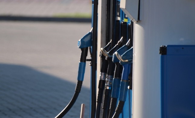 ADAC: Schere zwischen Benzin- und Diesel-Preisen schließt sich