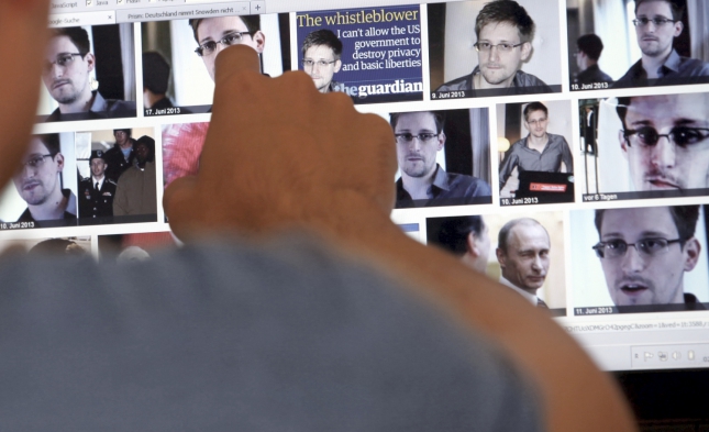 Fast eine Million Twitter-Nutzer folgen Edward Snowden