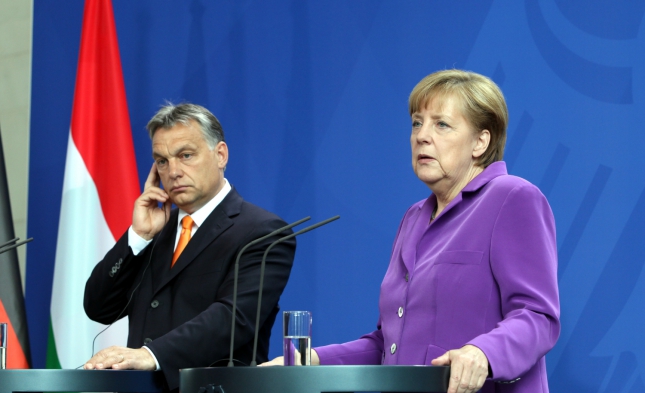 Orban kritisiert erneut Merkels Kurs in Flüchtlingskrise