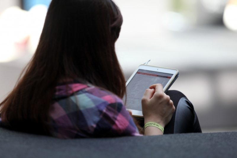 Umfrage: Jeder vierte Internetnutzer bevorzugt digitale Dokumente