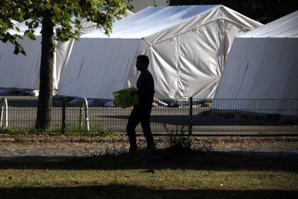 Daimler-Chef Zetsche: Flüchtlingskrise als Chance sehen