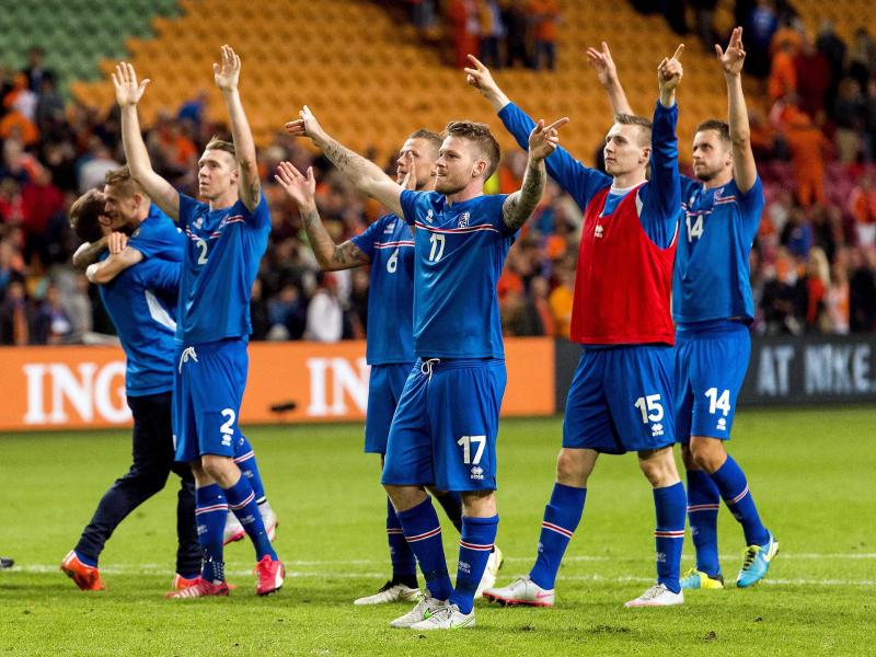 Island bejubelt unvergesslichen Abend – EM-Endrunde winkt