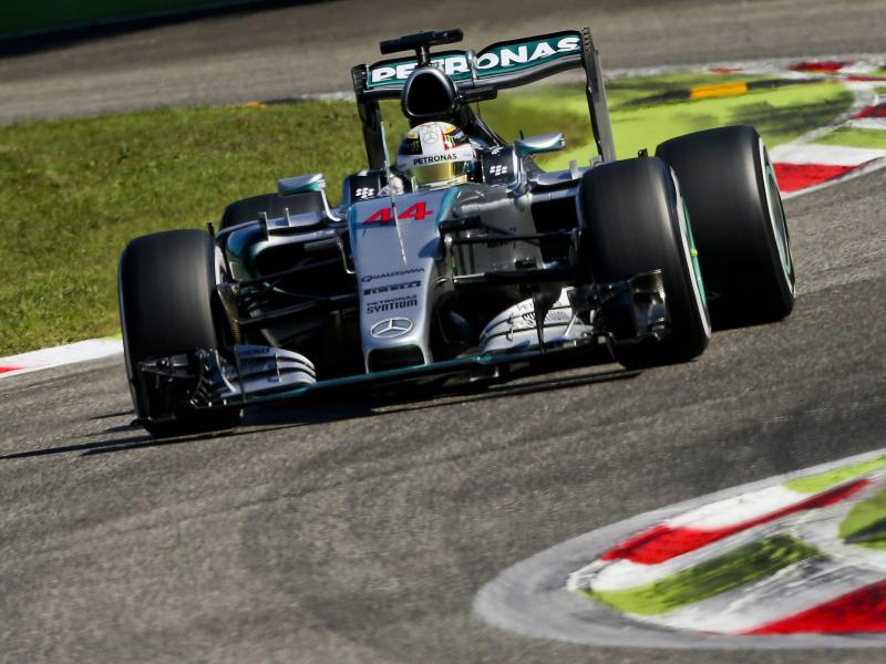 Hamilton gewinnt F1-Rennen in Italien vor Vettel