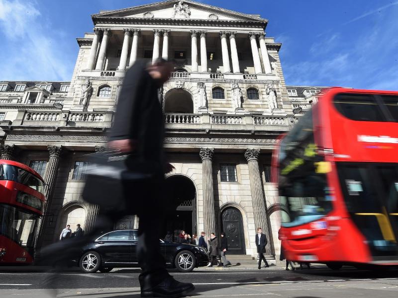 Bank of England lässt Zinsen unverändert