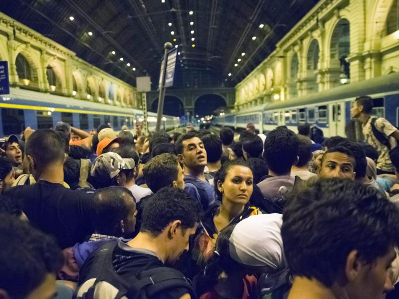Notbremse gezogen: Zugverkehr zwischen Österreich und Ungarn eingestellt