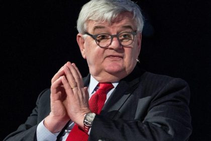 «Bild»: Zollbeamte finden Polizeiakte von Joschka Fischer