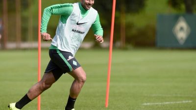 Rekord-Torschütze Pizarro winkt Comeback bei Werder