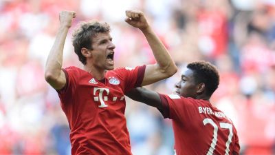 Bayern bejubeln Derby-Sieg: 2:1 gegen Augsburg