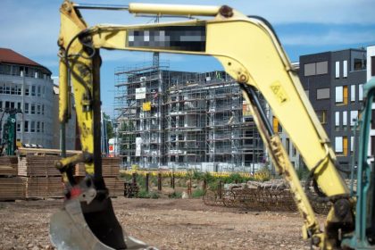 Wohnungsnot und Flüchtlinge: Industrie fordert Bauprogramm