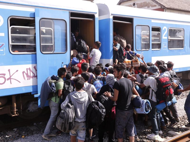 Juncker bietet Kroatien Hilfe in der Flüchtlingskrise an