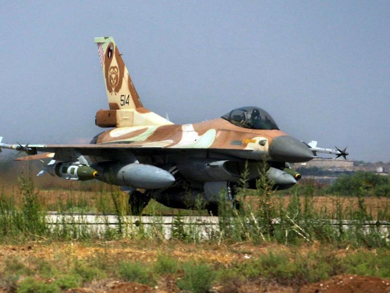 Israels Luftwaffe reagiert auf Raketenangriffe aus Gaza