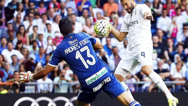 Real Madrid müht sich zu 1:0 gegen Granada