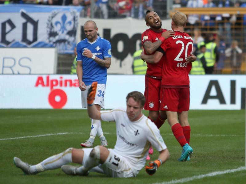 Bayerns Nostalgietrip: 3:0 und viel «Fußballromantik»