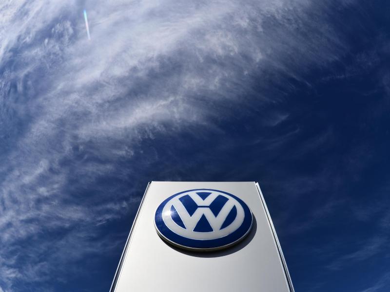 Abgas-Skandal lässt VW-Aktien um über ein Fünftel einbrechen