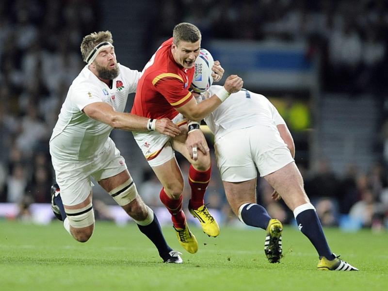 Wales schockt Gastgeber England bei Rugby-WM