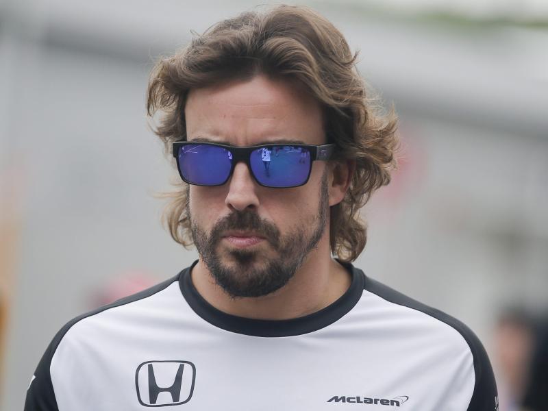 Vom Teenager überholt: Alonso schimpft auf «GP2-Motor»