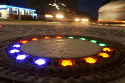 Steuerzahlerbund: Beleuchtete Gullideckel und andere Fälle von Steuerverschwendung