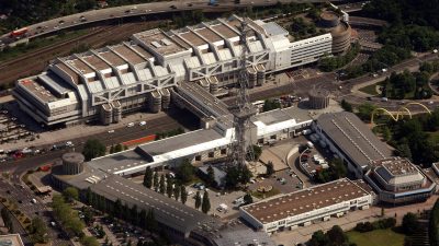 Messe in Berlin und Dresdner Flughafen  werden zu Asylheimen