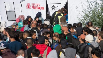 Flüchtlingskrise: Wirtschaft sieht Bedarf von über 100.000 Neueinstellungen