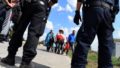 Erste Dienstverweigerer: Österreichs Polizei kurz vorm Streik!