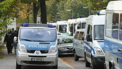 Berlin: Straßenkampf der Syrer in Britz – Polizei findet Machete, Messer und Schlaghölzer