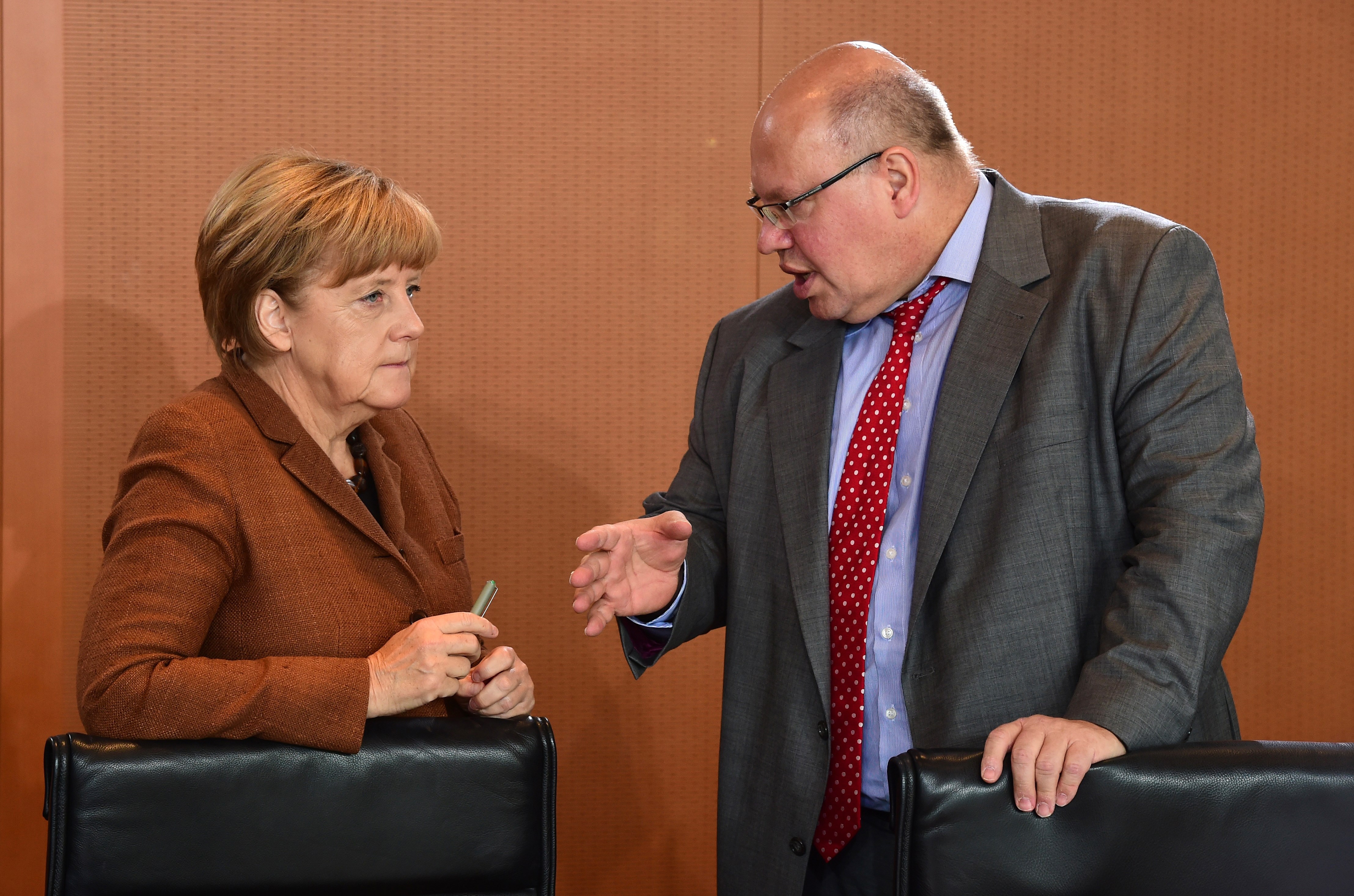 Merkel: Flüchtlingspolitik von jetzt an Chefsache