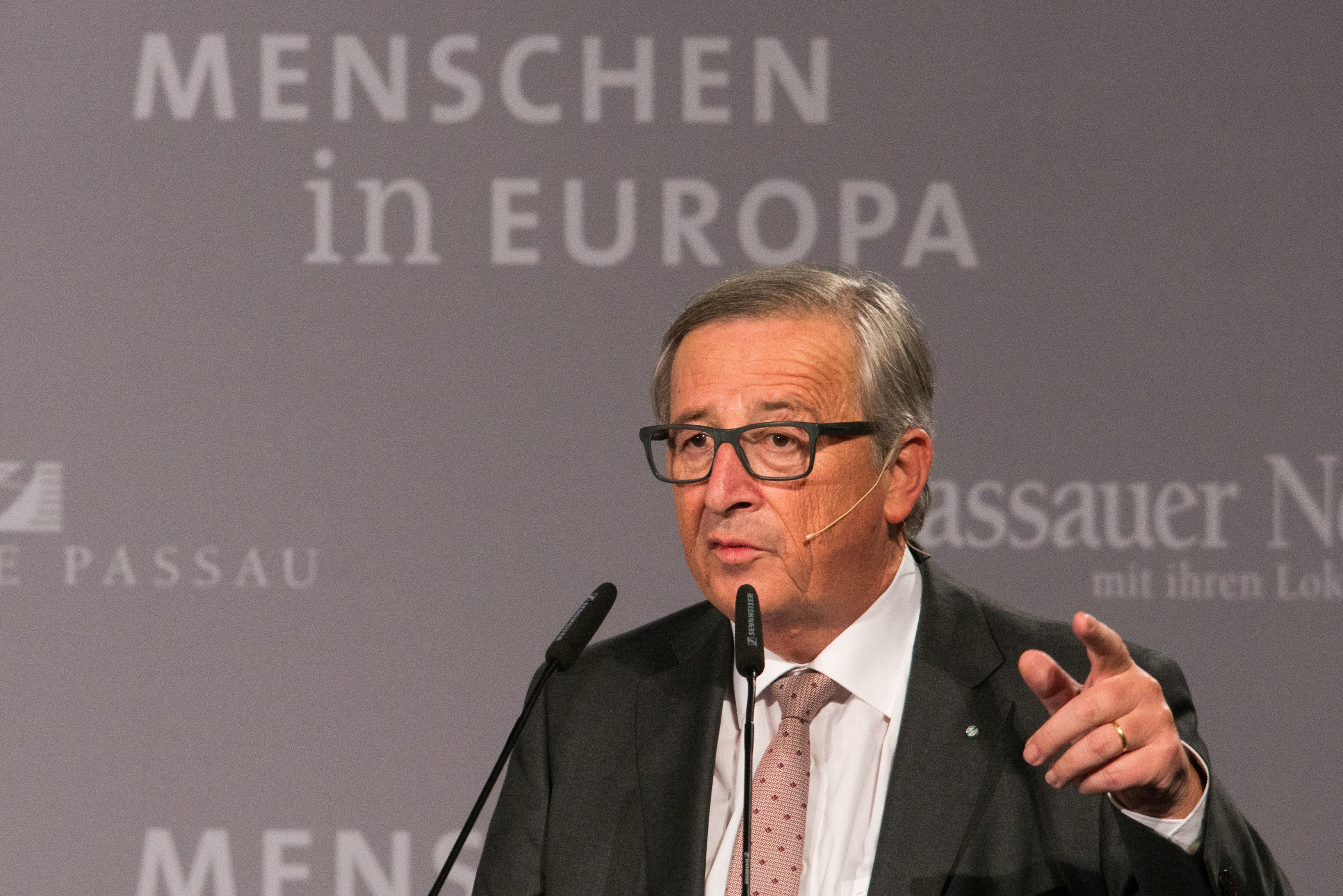 Juncker: „Man muss Russland anständig behandeln“