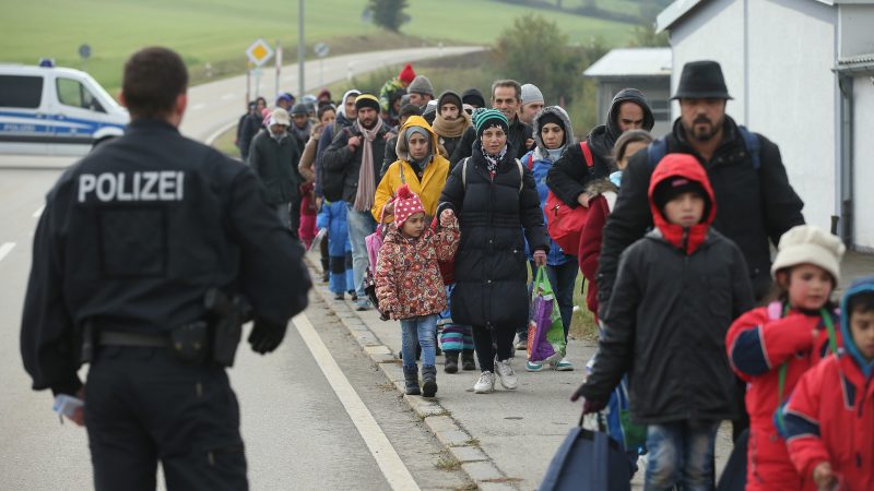 Migration: Unions-Politiker gegen „Grenzbefestigungen“