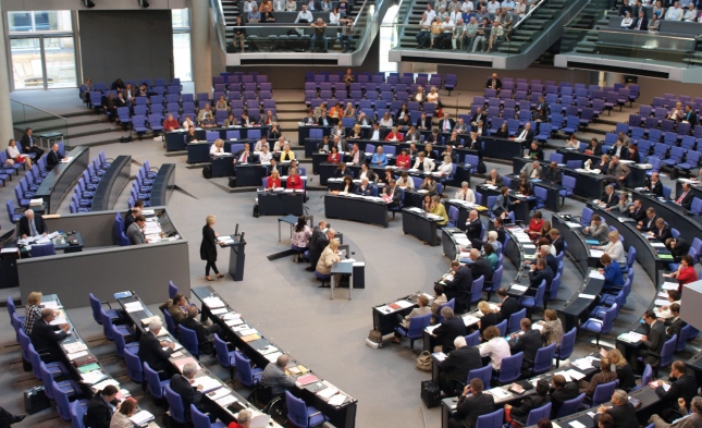 Bundestag berät über Gesetz zur Vorratsdatenspeicherung