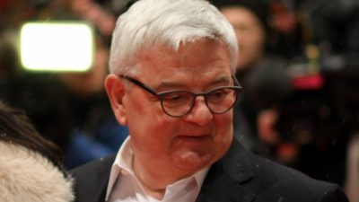 Rechtsradikale Gewalttaten: Joschka Fischer zeigt auf Pegida