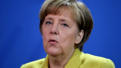 Merkel hält an Grundrecht auf Asyl fest