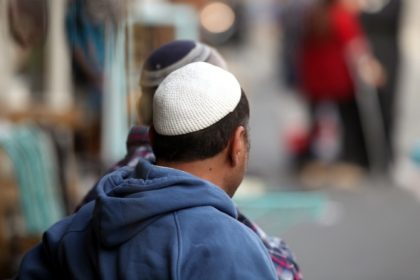 Berlin: Gürtel-Angreifer auf Männer mit Kippas zu Arrest verurteilt