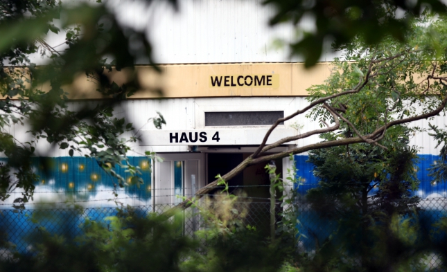BKA-Chef besorgt über wachsende Zahl von Angriffen auf Asylheime