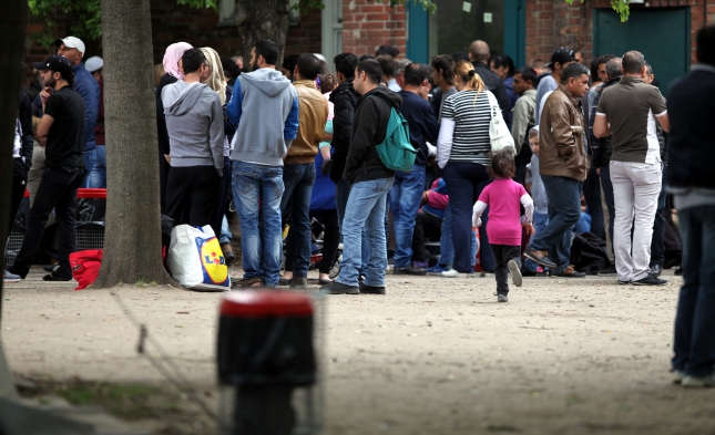 Flüchtlingskrise: Maas lehnt Transitzonen vehement ab