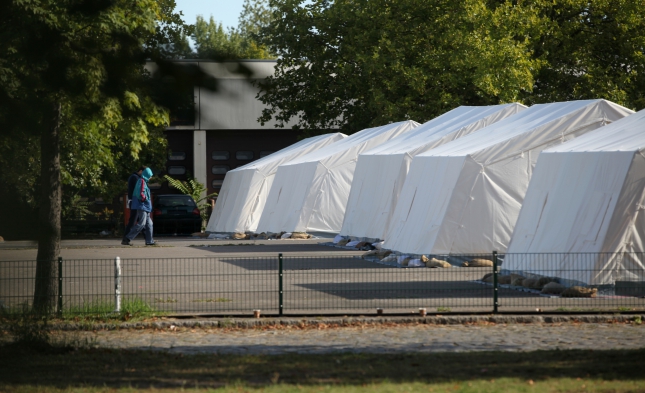 Flüchtlinge müssen in vielen Bundesländern in Zelten überwintern