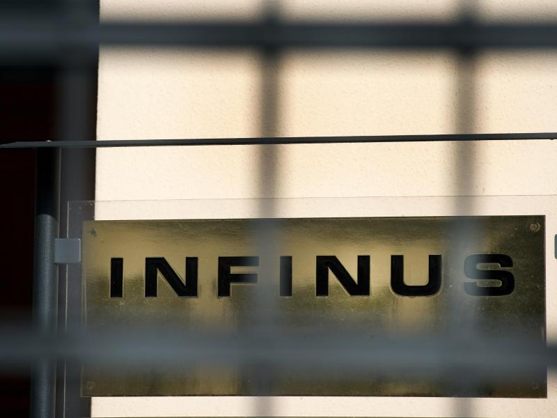 Infinus-Prozess: Betrug um Hunderte Millionen Euro