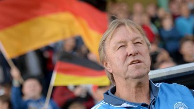 Hrubesch-Team auf Färöer: Mit drei Punkten an die Spitze