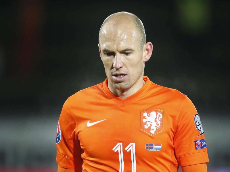 Robben kann nur noch beten: Oranje muss auf Island hoffen