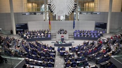 Merkels Flüchtlingspolitik: Einen Putsch will niemand