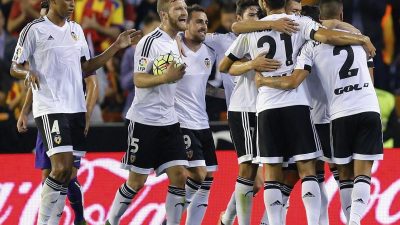 Mustafi holt mit Valencia dritten Saisonsieg