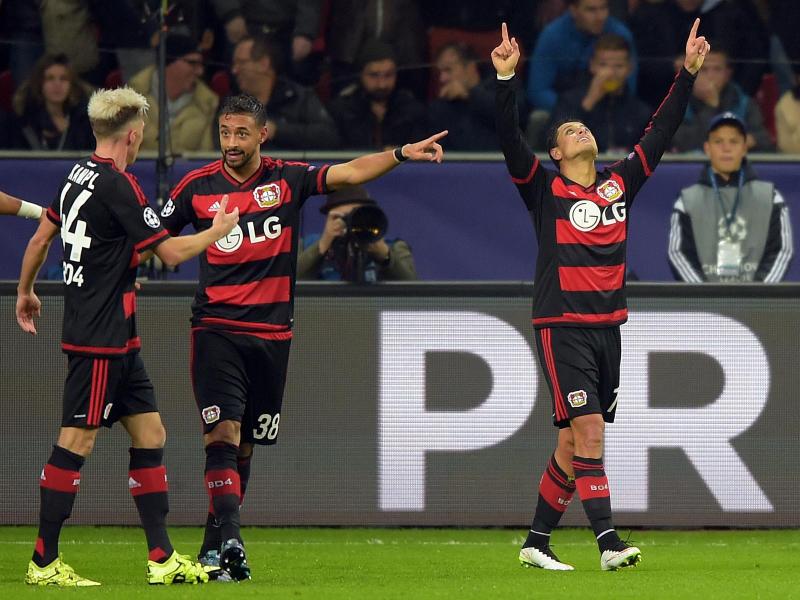 4:4 nach 2:4 – Leverkusen punktet in irrem Spiel
