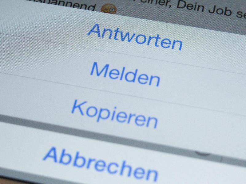 Anwalt: Facebook muss sich an deutsches Recht halten