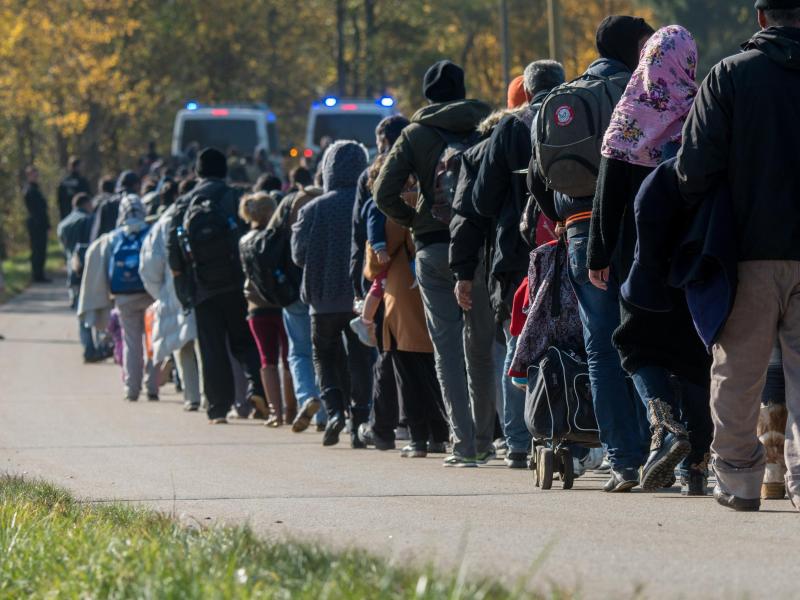 5500 Flüchtlinge erreichen Grenze in Niederbayern