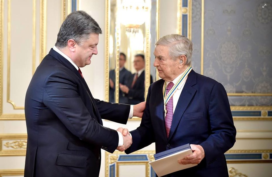 Ukraine: Poroschenko ehrt George Soros mit „Orden der Freiheit“