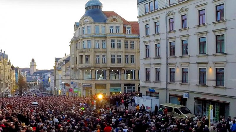 Teilnehmerzahl steigt weiter: 4.000 Bürger bei Sonntags-Demo in Plauen